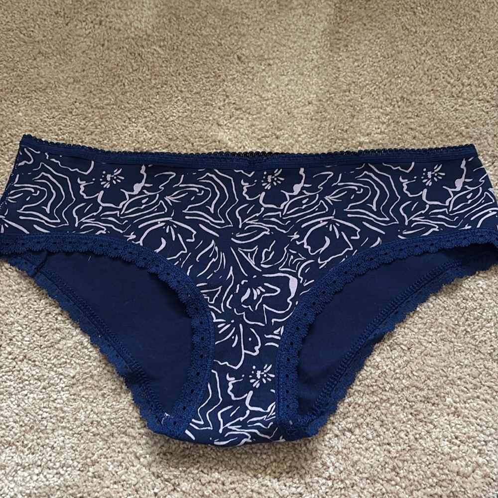 Pact Navy Blue Lace Trim Hipsters New!